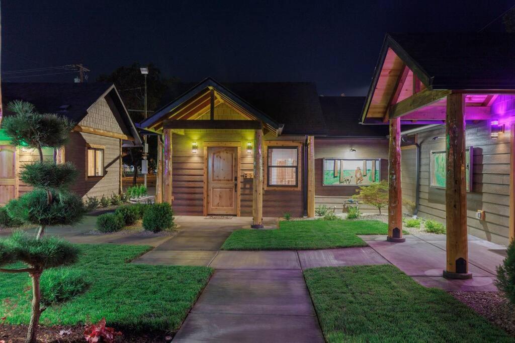 Bear Mountain - Suite 8 Grants Pass Buitenkant foto