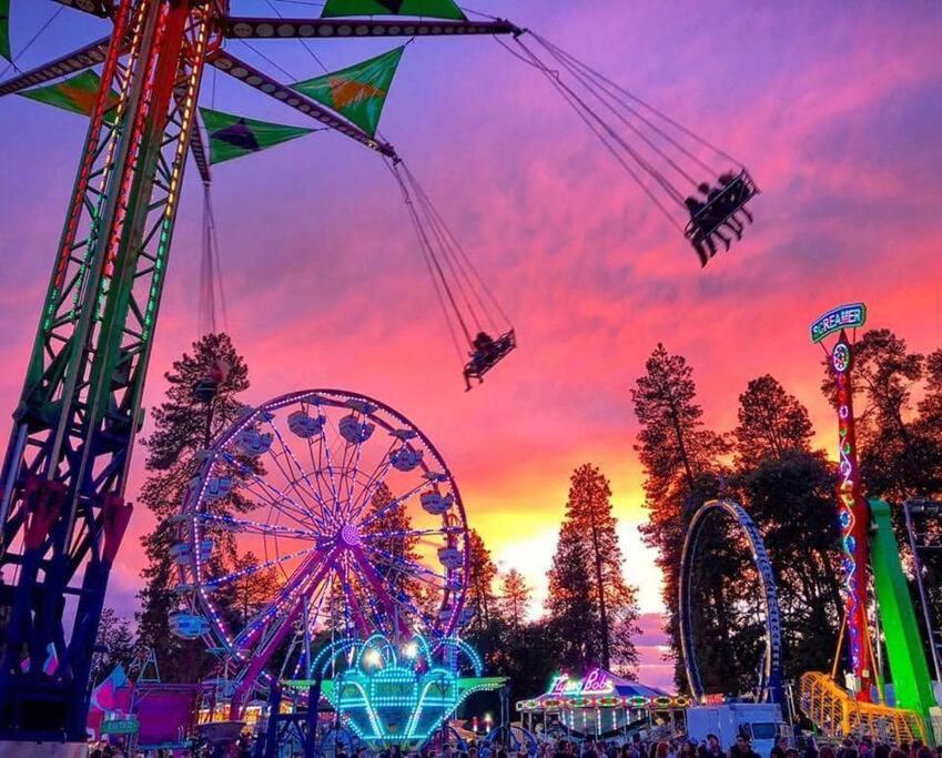 Bear Mountain - Suite 8 Grants Pass Buitenkant foto